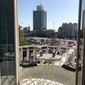  شقة Great View Of Taksim Square, Luxury Furnished On Main Street Of Taksim, Partial Sea View تركيا